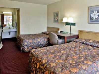 Travelodge By Wyndham Fort Myers North Норт-Форт-Майерс Экстерьер фото